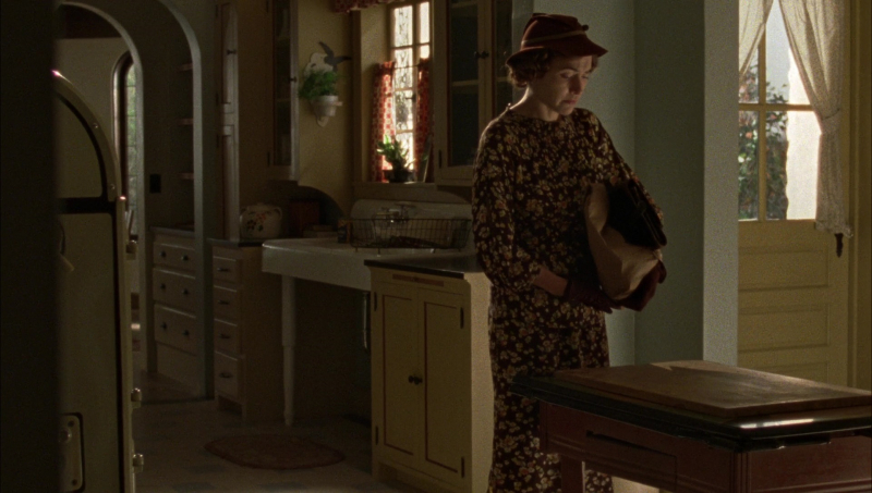 mildred_pierce_episode_1_2824029.jpg