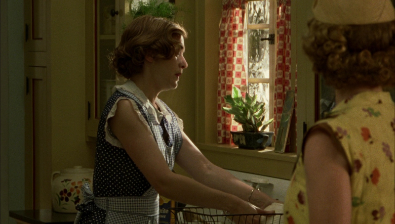 mildred_pierce_episode_1_285829.jpg