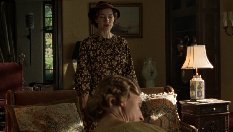 mildred_pierce_episode_1_2860529.jpg