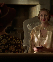mildred_pierce_episode_1_2861329.jpg