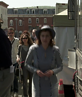 Filename=mildred_pierce_an_invitation_to_the_set_283129.jpg
Filesize=160KiB
Dimensions=1280x720
Date added=Apr 26, 2021 mildred_pierce_an_invitation_to_the_set_283129.jpg